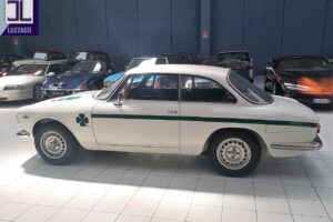 Alfa Romeo Giulia GTA1300 JuniorStradal 1973 cristiano luzzago.it brescia italy (5)